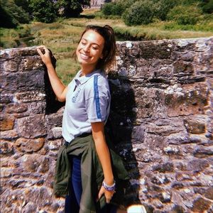 Meet your Posher, Alexis